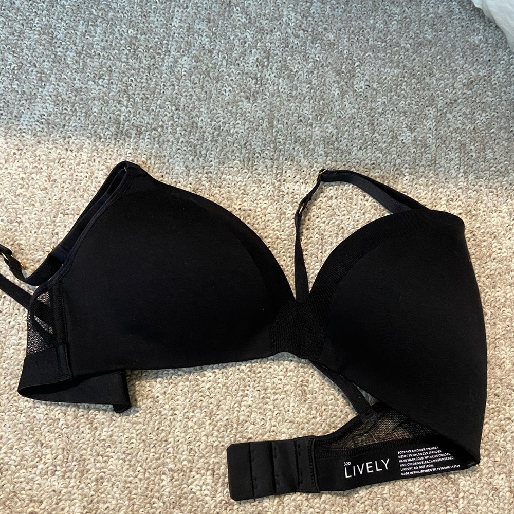 Lively tshirt bra size 32D comfortable